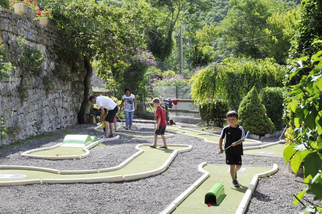 Camping Rcn Val De Cantobre Eksteriør billede